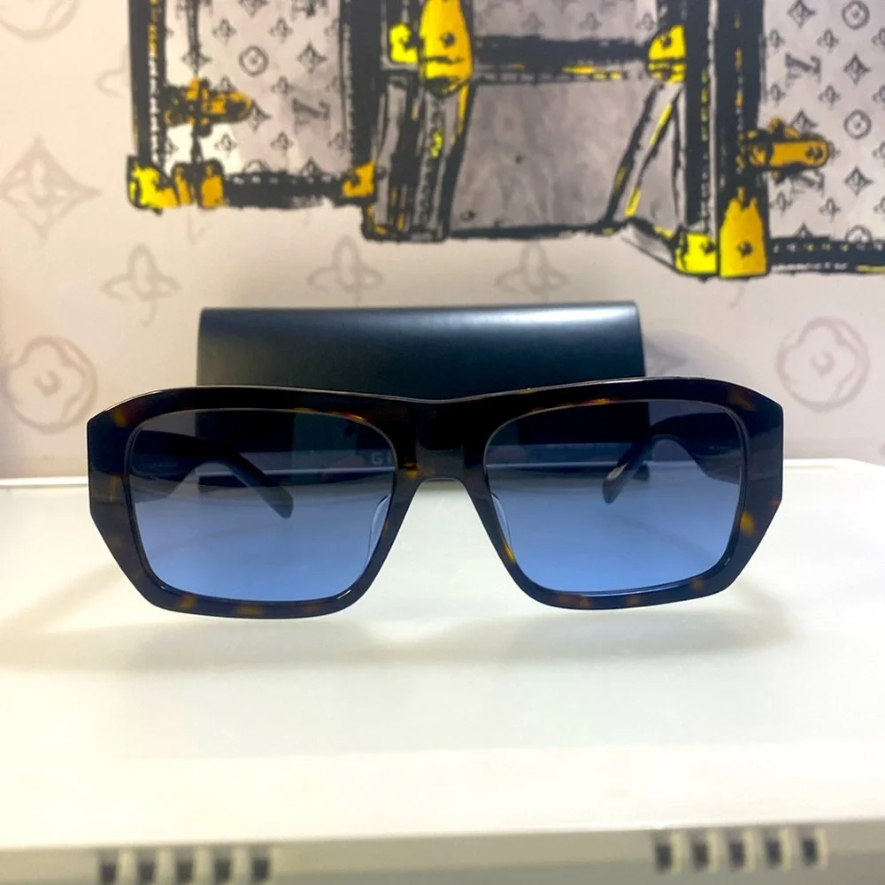 New Unisex Givenchy Sunglasses GV 40036 U 52W